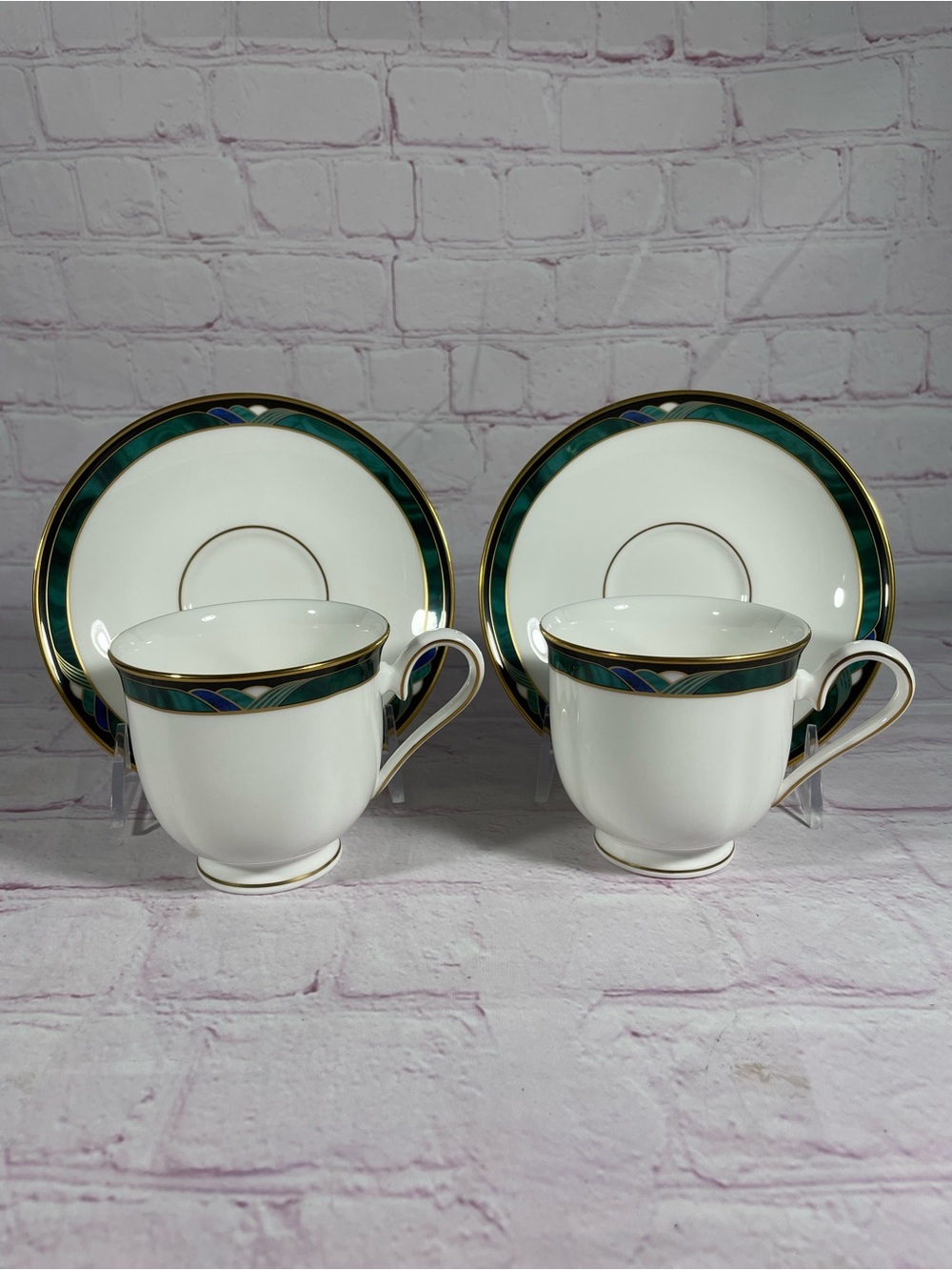 Lenox Debut Collection Kelly Footed Teacup and Saucer Gold Trim Set of 2